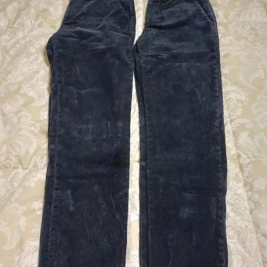 [BUNJANG] ANDEW Navy Corduroy Pants (Size 30) Set / ANDEW 네이비 코듀로이 바지 (30사이즈) 2벌에 17000원!