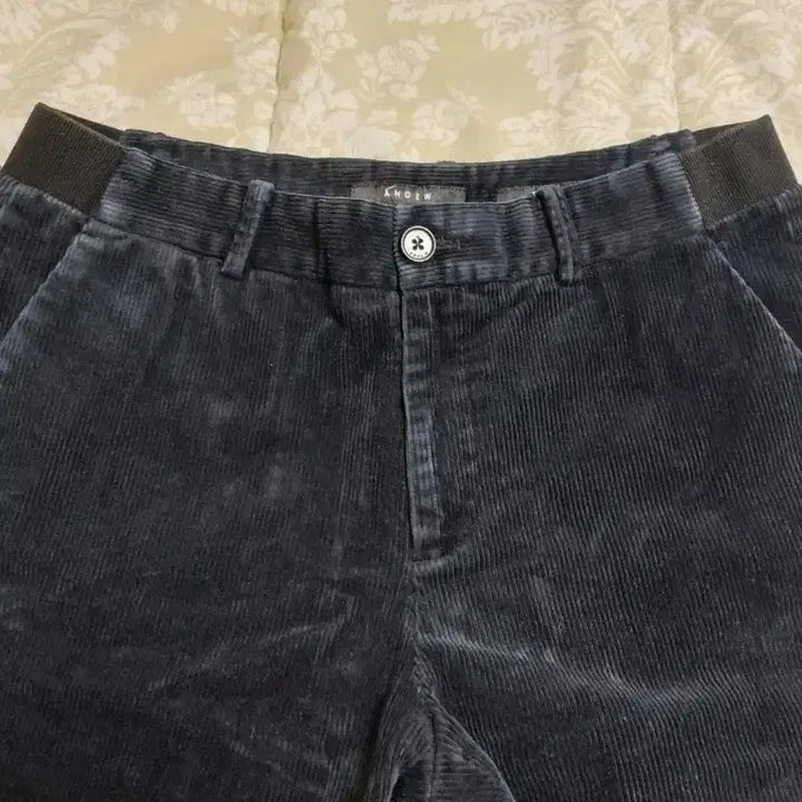 [BUNJANG] ANDEW Navy Corduroy Pants (Size 30) Set / ANDEW 네이비 코듀로이 바지 (30사이즈) 2벌에 17000원!