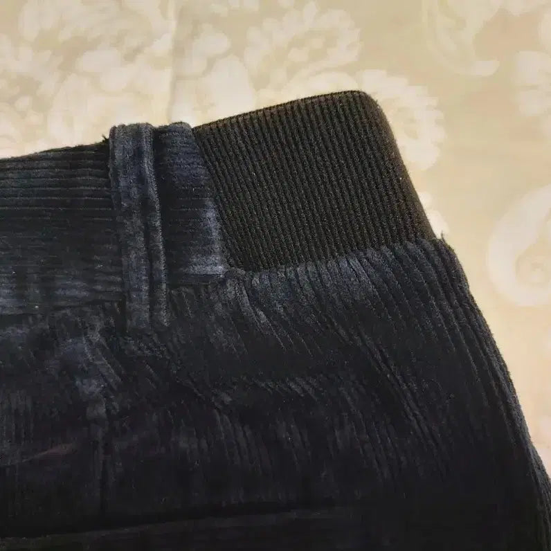 [BUNJANG] ANDEW Navy Corduroy Pants (Size 30) Set / ANDEW 네이비 코듀로이 바지 (30사이즈) 2벌에 17000원!