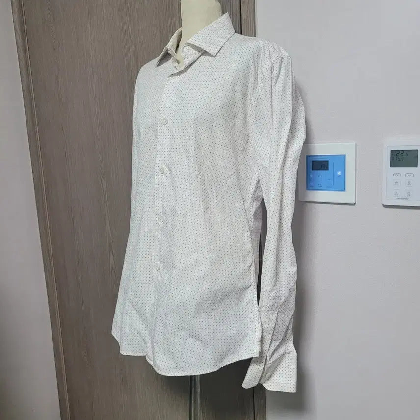 [BUNJANG] RODA White Dotted Long Sleeve Shirt / RODA 이태리산 흰색 잔도트 긴팔 셔츠
