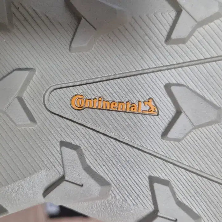 [BUNJANG] Adidas Terrex Winter Slip-on 265 / 아디다스 테렉스 윈터 슬립온 265