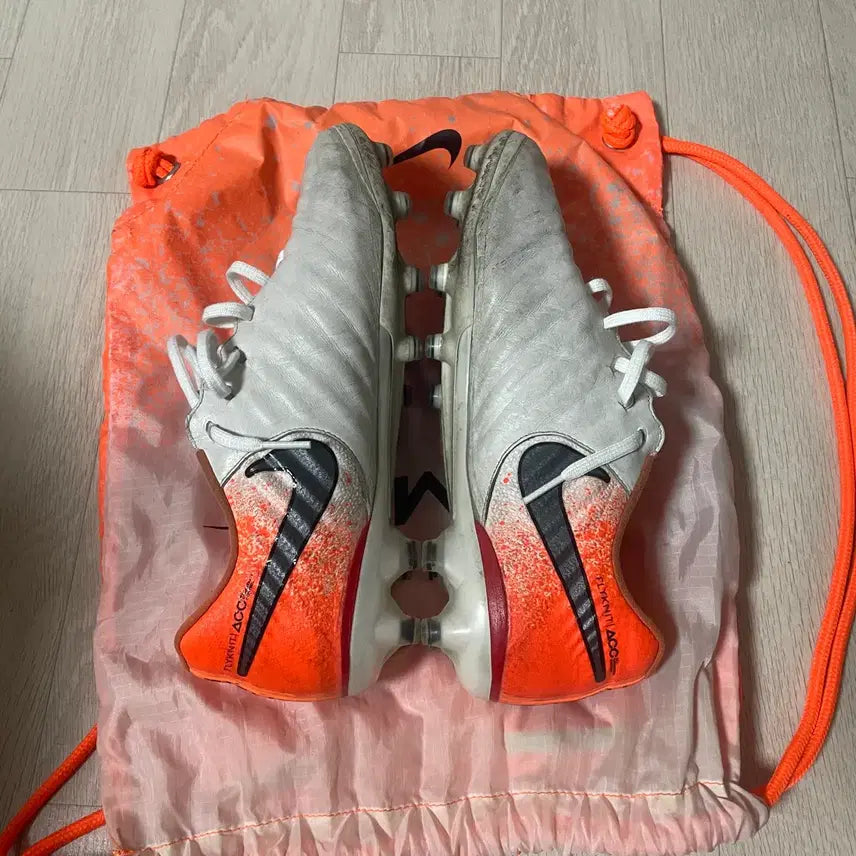 [BUNJANG] Nike Tiempo Legend 7 Elite Soccer Cleats / 나이키 티엠포레전드7 엘리트 260