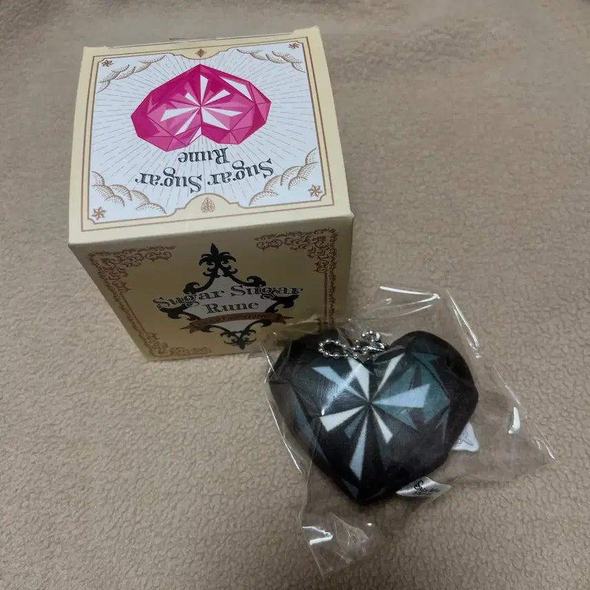 [SOLD OUT] 슈가슈가룬 팝업 에클 키링 누와르 누아르 검정
