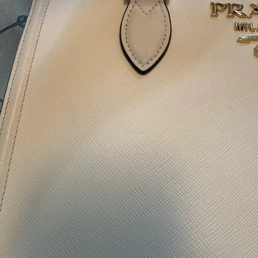 [BUNJANG] Prada Saffiano Tote Bag / 프라다 사피아노 토트백 화이트 판매 정품보증서 더스트백 포함