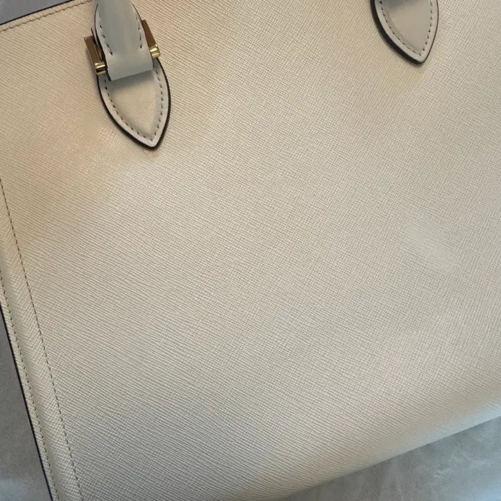 [BUNJANG] Prada Saffiano Tote Bag / 프라다 사피아노 토트백 화이트 판매 정품보증서 더스트백 포함