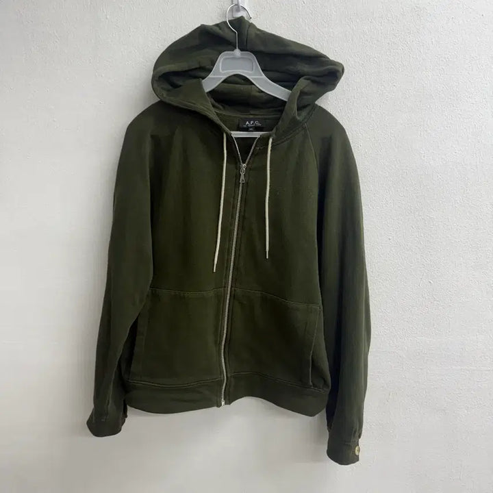 [SOLD OUT] Paris a.p.c 아페쎄 그린 후드집업 (xs)