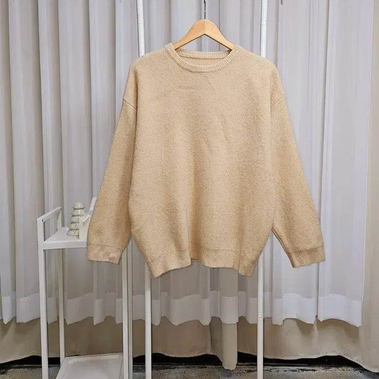 [SOLD OUT] (무료배송)핏감이 너무 예쁜 루즈핏 라운드넥 니트_베이지