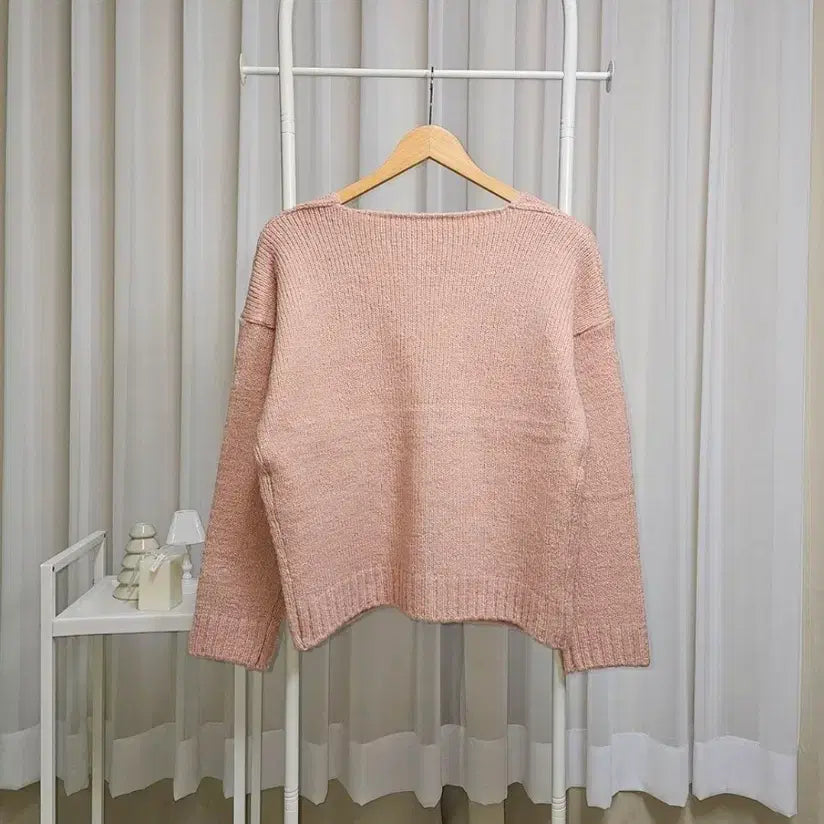 [BUNJANG] V-Neck Cable Knit Colorblock Cardigan / 깊은 브이넥 꽈배기 배색 러블리 가디건