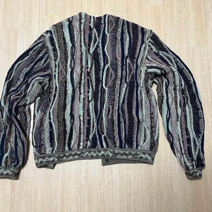 [BUNJANG] Capital Gaudi Intarsia Boucle Cardigan Size 3 / 캐피탈 가우디 인타르시아 부클레 가디건 3사이즈