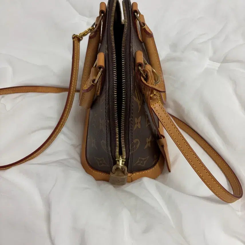 [BUNJANG] Louis Vuitton Alma BB Handbag / 루이비통 알마bb