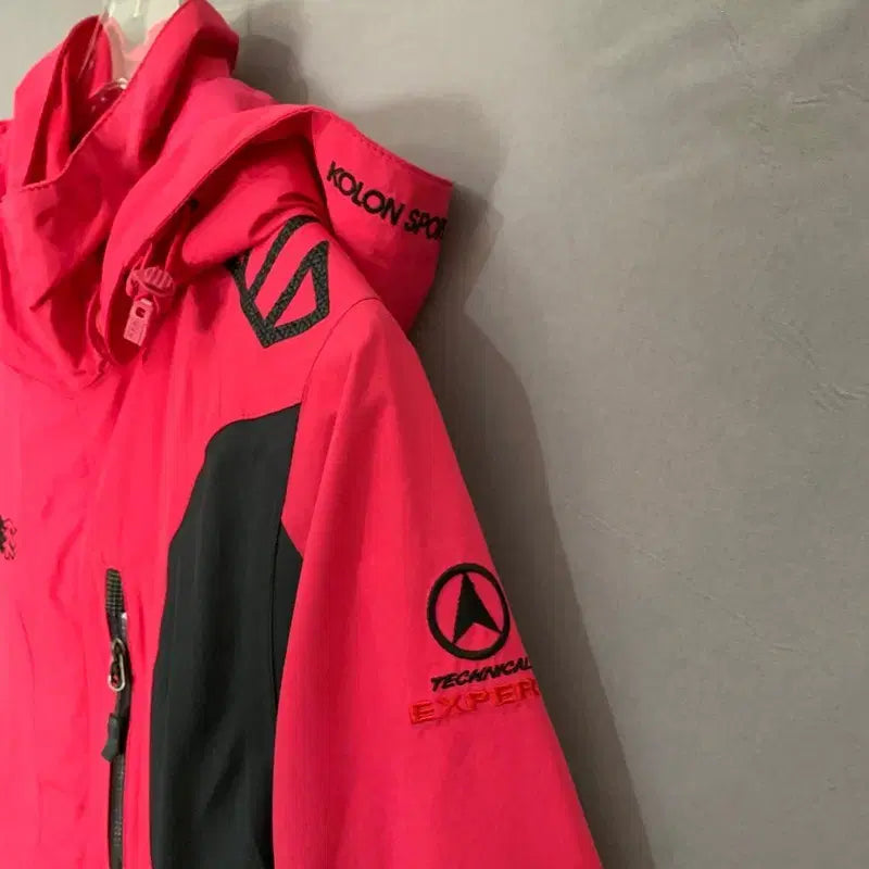 [BUNJANG] Kolon Sport Women's Gore-Tex Hiking Jacket / 90 코오롱스포츠 여성 고어텍스 기능성 등산 바람막이 자켓