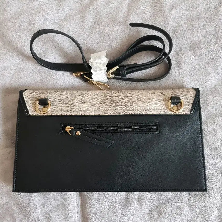 [BUNJANG] Unspecified Beige Crossbody Bag / 여성 슈펜 크로스백