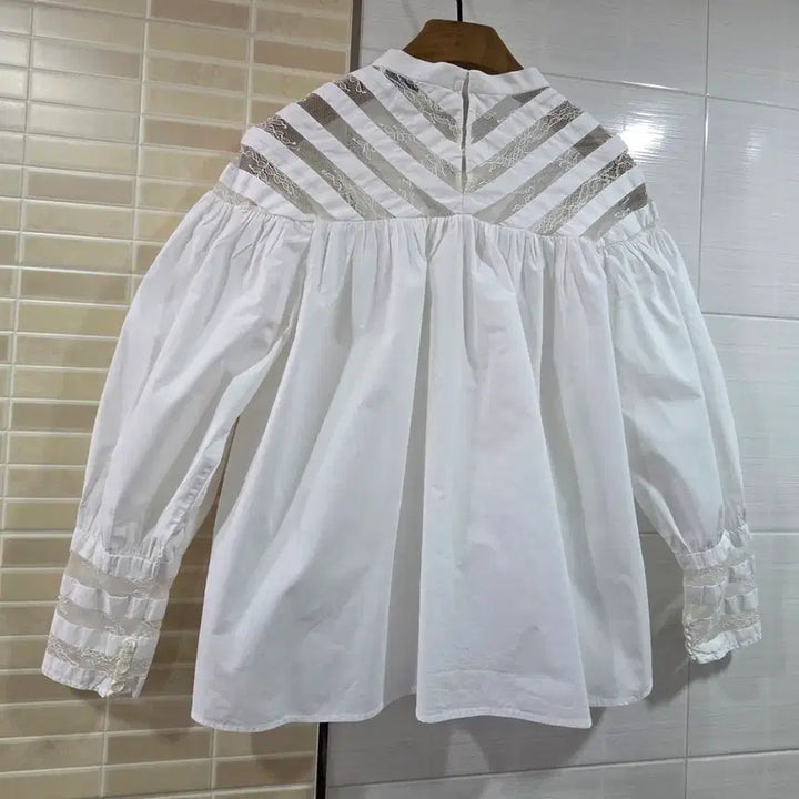 [SOLD OUT] 산드로 Sandro 레이스 블라우스 화이트