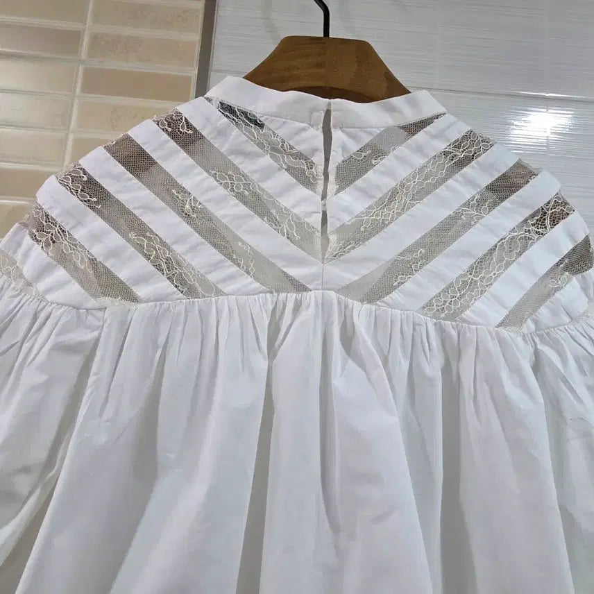 [SOLD OUT] 산드로 Sandro 레이스 블라우스 화이트