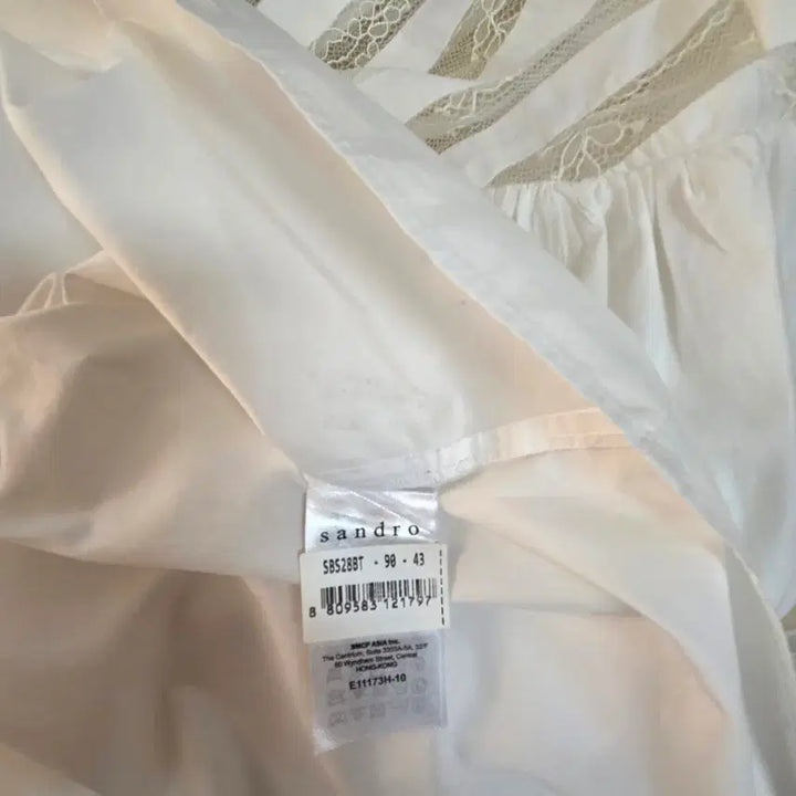 [SOLD OUT] 산드로 Sandro 레이스 블라우스 화이트