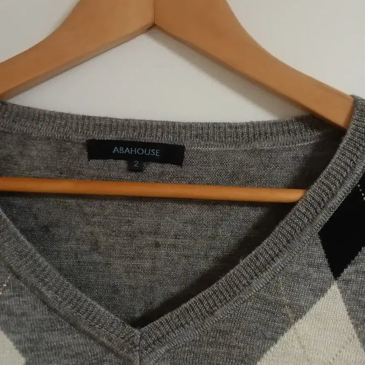 [BUNJANG] Abahouse Argyle V-Neck Knit Sweater / 아바하우스 아가일 V넥 니트
