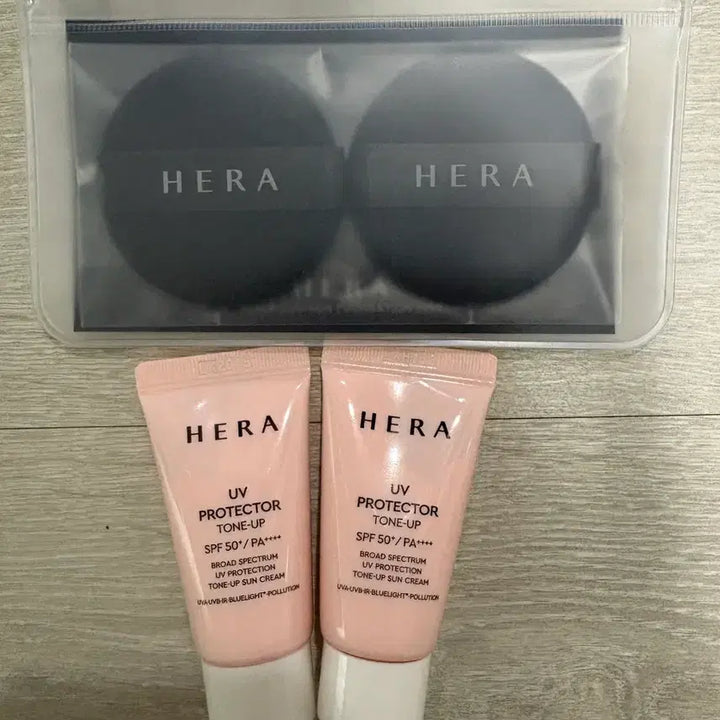 [BUNJANG] Hera Foundation Puff Set / [헤라톤업선크림30ml 증정]헤라 파운데이션 퍼프 2매입