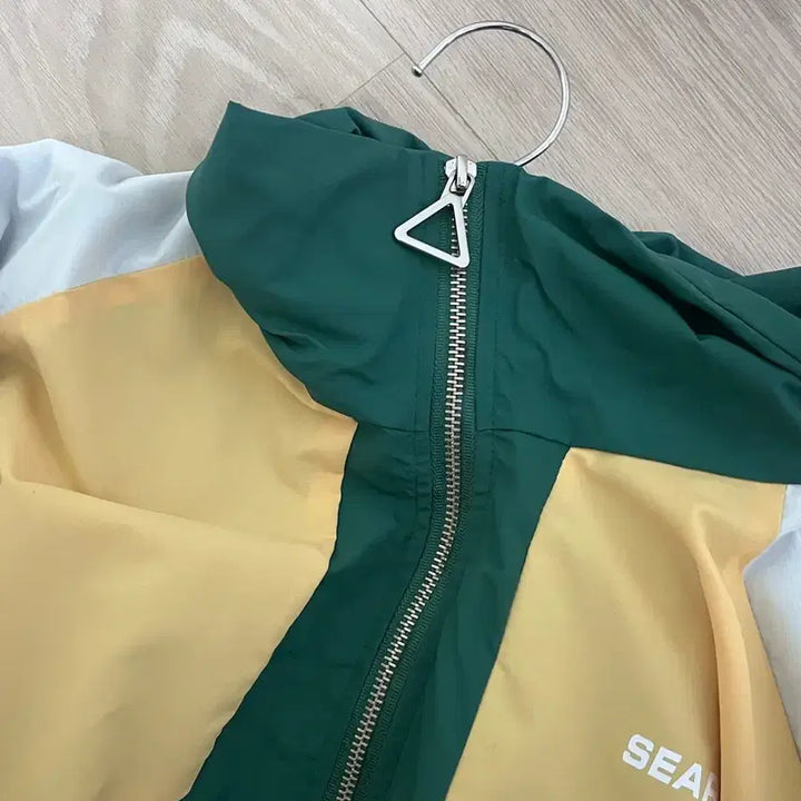 [BUNJANG] Gyu-hwan Windbreaker / 바람막이 원가보다 훨씬 싸게 팝니다 구교환