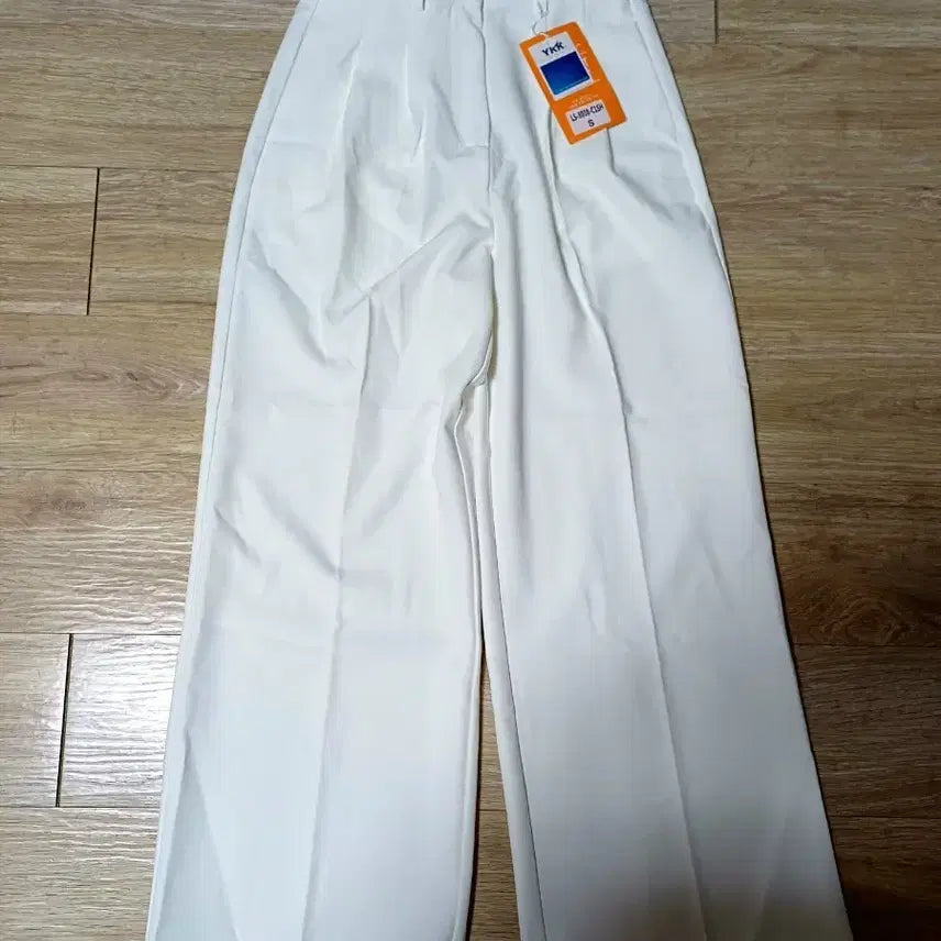 [SOLD OUT] [새상품/S] 저스트원 앨런 링클프리 비죠 핀턱슬랙스 (화이트/숏)