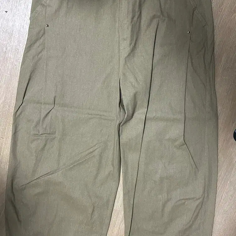 [BUNJANG] Nonblank Pleats Pants Beige M / 넌블랭크 플리츠 팬츠 베이지 m
