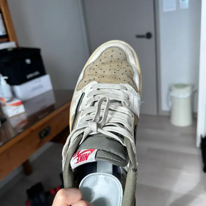 [BUNJANG] Nike Air Jordan 1 Low Travis Scott OG - 275 - Sneakers / 나이키 에어 조던1 로우 트래비스 스캇 OG-275/ 크림구매