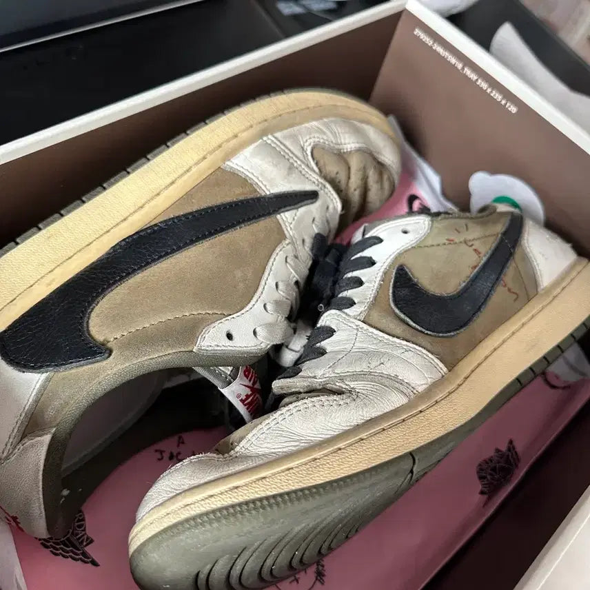 [BUNJANG] Nike Air Jordan 1 Low Travis Scott OG - 275 - Sneakers / 나이키 에어 조던1 로우 트래비스 스캇 OG-275/ 크림구매