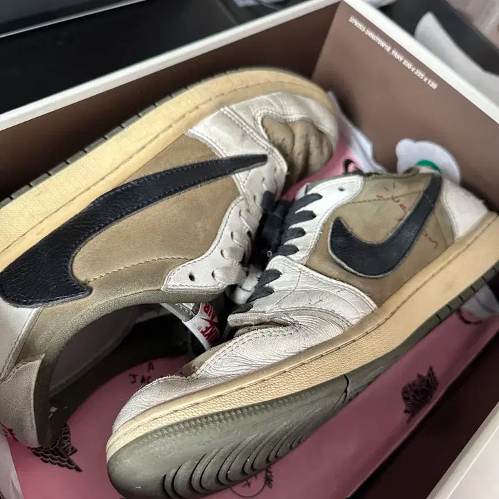 [BUNJANG] Nike Air Jordan 1 Low Travis Scott OG - 275 - Sneakers / 나이키 에어 조던1 로우 트래비스 스캇 OG-275/ 크림구매