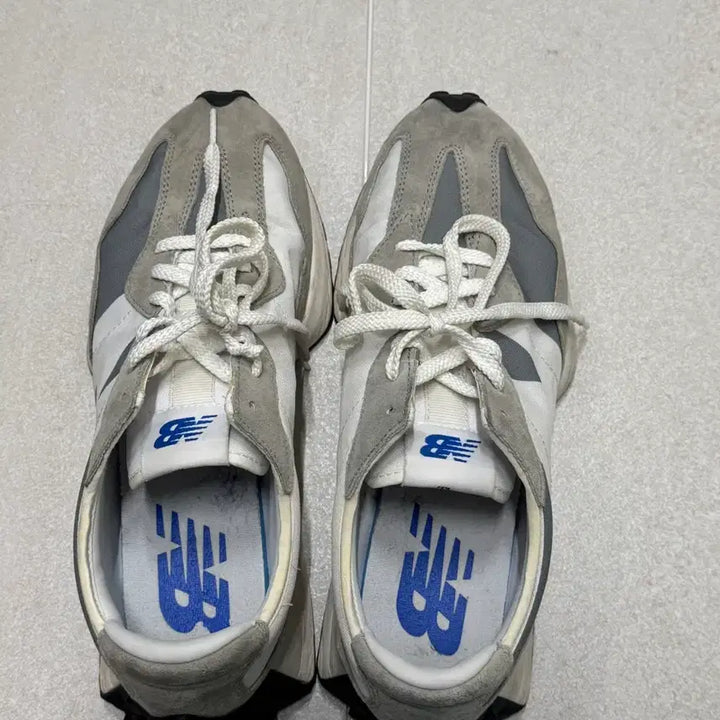 [BUNJANG] New Balance 327 Sneakers (Size 275) / 뉴발란스 327 275