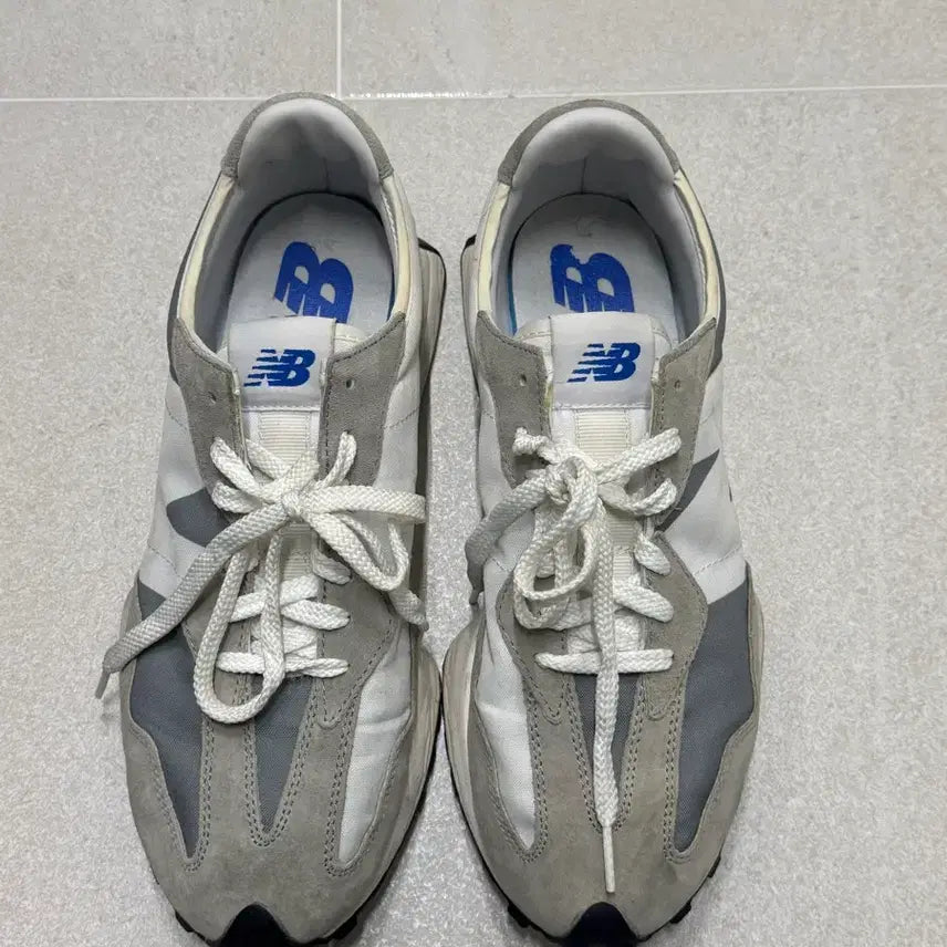 [BUNJANG] New Balance 327 Sneakers (Size 275) / 뉴발란스 327 275