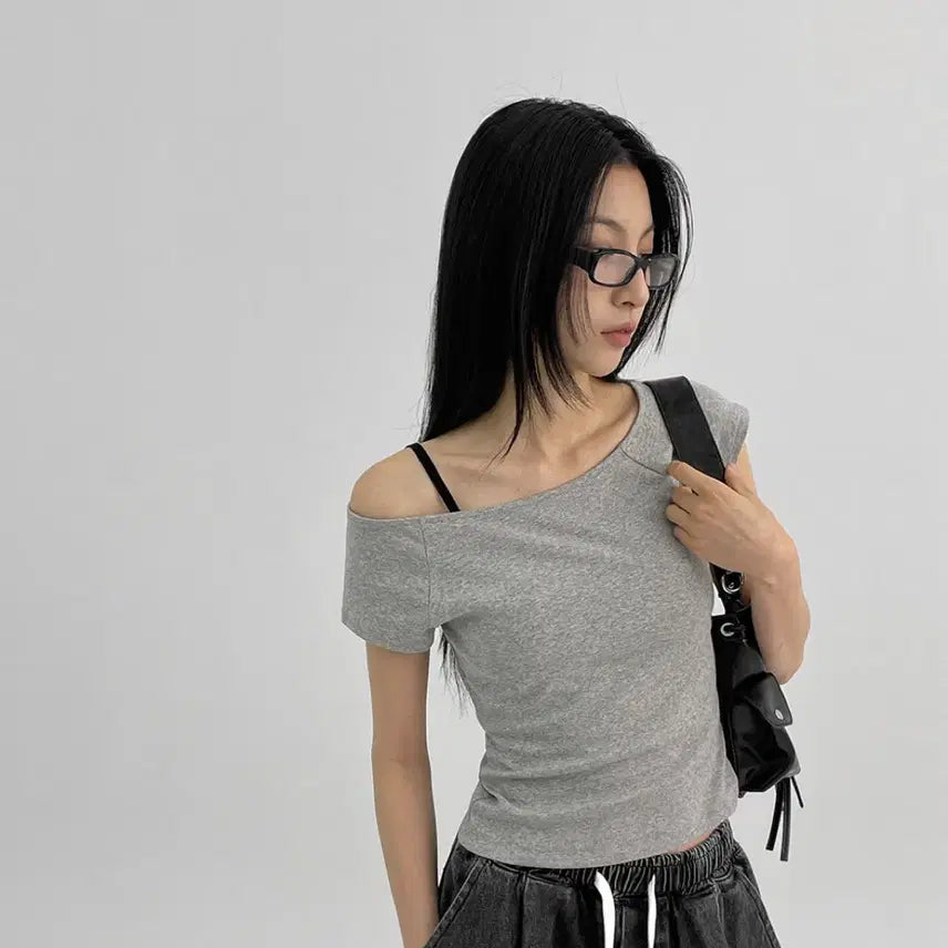 [BUNJANG] BlackUp Raglan Short Sleeve T-shirt / 블랙업 미니브 나그랑 반팔티 블랙