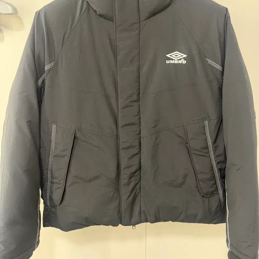 [BUNJANG] Umbro Black Padded Jacket 100 Size / 엄브로 패딩 블랙 100사이즈