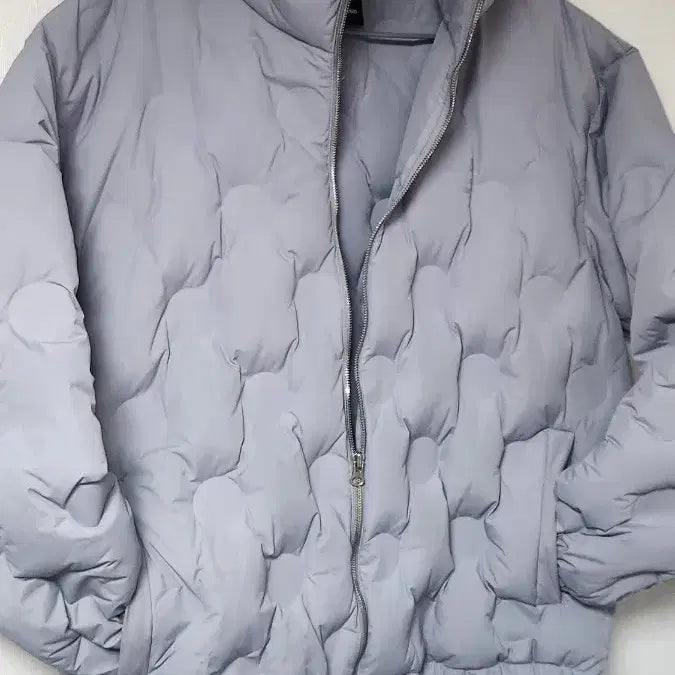 [BUNJANG] Goal Studio Embossed Padded Jacket / 골스튜디오 앰보싱패딩