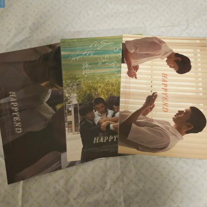 [SOLD OUT] <해피엔드> 포스터 3종 세트