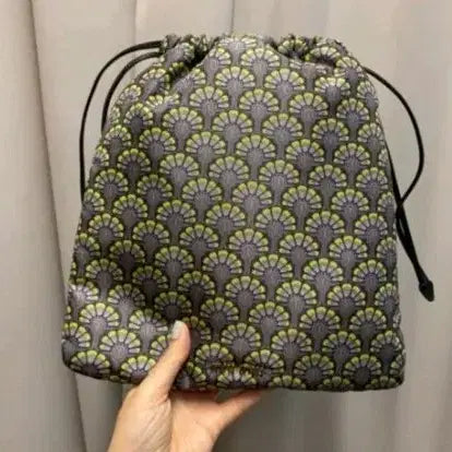 [BUNJANG] Miu Miu Patterned Drawstring Pouch Bag / 미우미우 패턴 드로스트링 파우치 가방