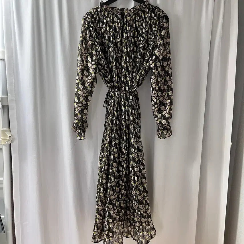 [BUNJANG] Floral Pleated Long Dress / 봄옷 잔꽃 플리츠 롱 원피스