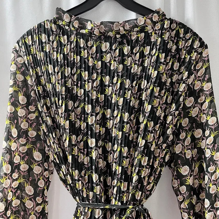 [BUNJANG] Floral Pleated Long Dress / 봄옷 잔꽃 플리츠 롱 원피스