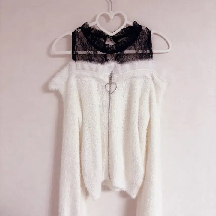 [BUNJANG] Mars Angora Off-Shoulder Knit / 마즈 Mars 앙고라 오프숄더 니트 양산형 지뢰계
