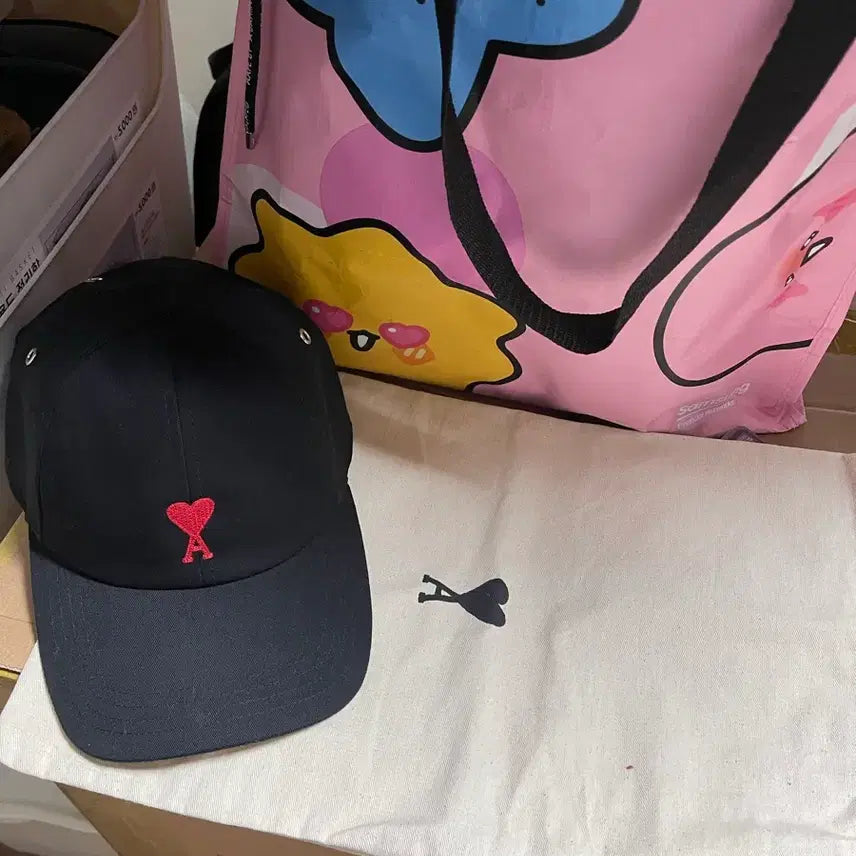 [BUNJANG] BTS Army Heart Logo Ball Cap Black / 아미 하트 로고 볼캡 블랙