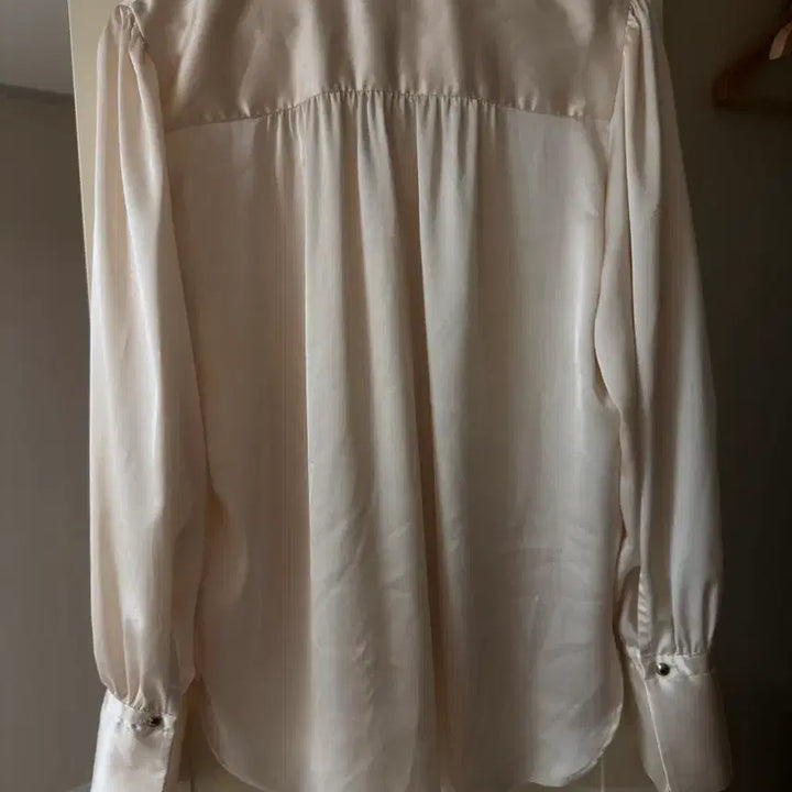 [BUNJANG] H8 Ivory Tie Blouse / H8 아이보리 타이 블라우스