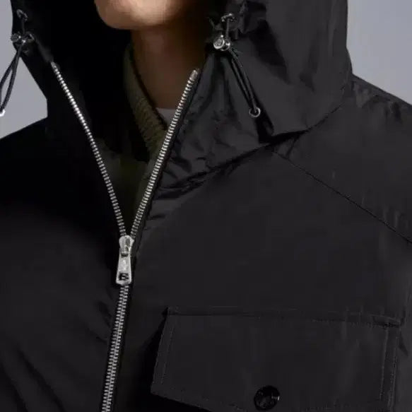 [BUNJANG] Moncler Puye All Black Windbreaker Jacket / 몽클레어 푸유에 네이비 바람막이 텍달린 새상품