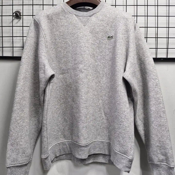 [BUNJANG] Lacoste Fleece Sweatshirt Gray / 100L 라코스테 기모 맨투맨 회색