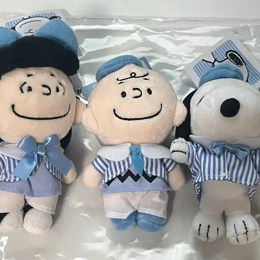 [BUNJANG] Snoopy Uniform Keyring (3-Piece Set) / 스누피 제복 키링- 3개 세트