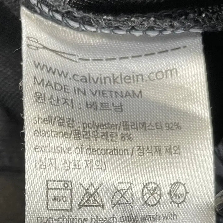 [BUNJANG] Calvin Klein Cargo Shorts (Black) / [여성하의] 캘빈클라인 5부 카고 반바지