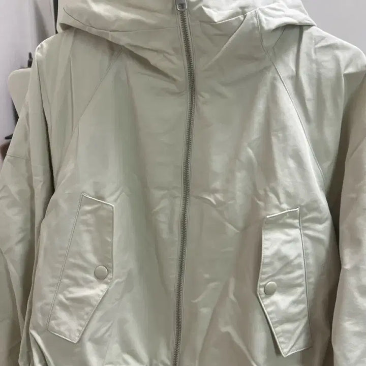 [BUNJANG] Zara Windbreaker Jacket / Zara 바람막이