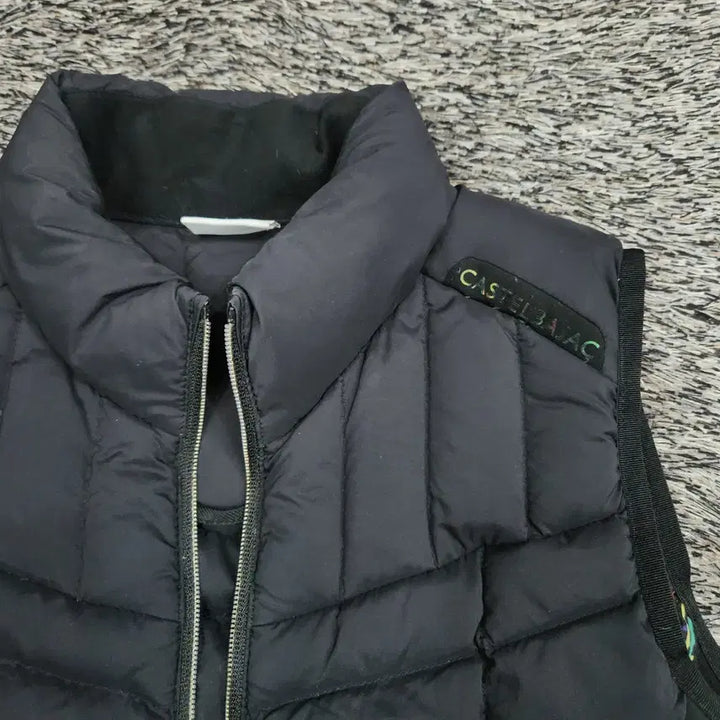 [BUNJANG] Castelbajac Women's Black Padded Vest 90 / 까스텔바작 여성 블랙 패딩 조끼90