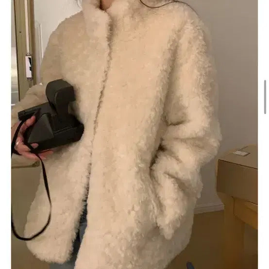 [BUNJANG] Zigzag Faux Fur Jacket / 지그재그 퍼자켓