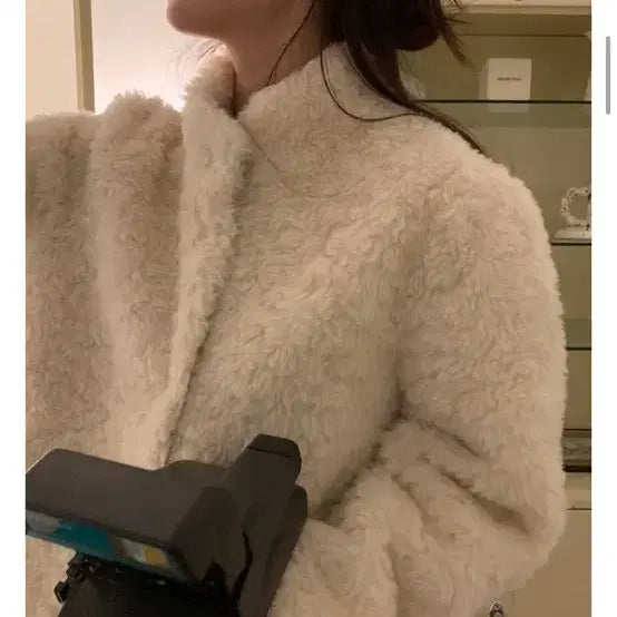 [BUNJANG] Zigzag Faux Fur Jacket / 지그재그 퍼자켓