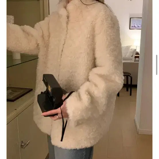 [BUNJANG] Zigzag Faux Fur Jacket / 지그재그 퍼자켓