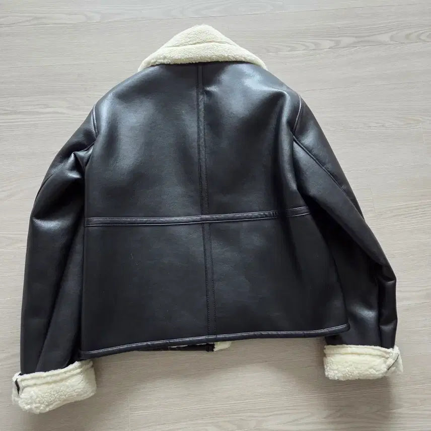 [BUNJANG] Kuho Plus Black Faux Shearling Jacket / (택있는새상품)구호플러스 무스탕