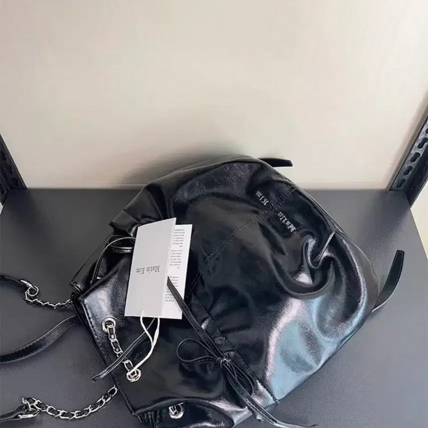[BUNJANG] Matin Kim Drawstring Chain Bucket Bag / 마뗑킴 블랙 드로우스트링 체인 버킷백